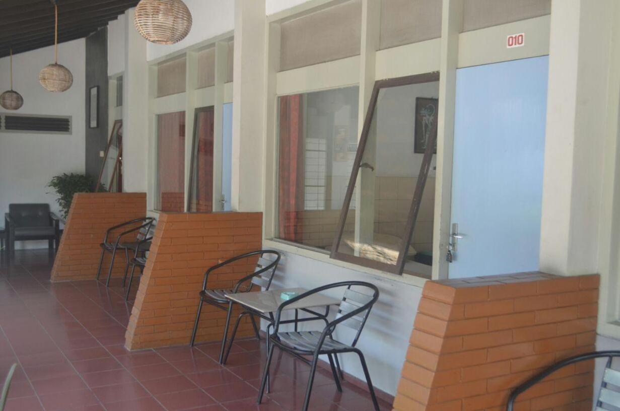 Hotel Aneka Baru Sleman  Eksteriør bilde