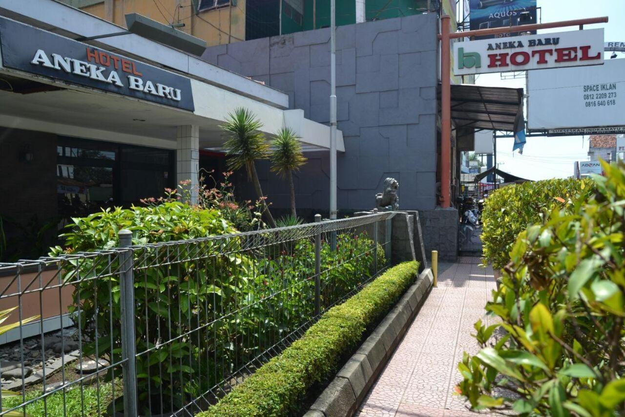 Hotel Aneka Baru Sleman  Eksteriør bilde